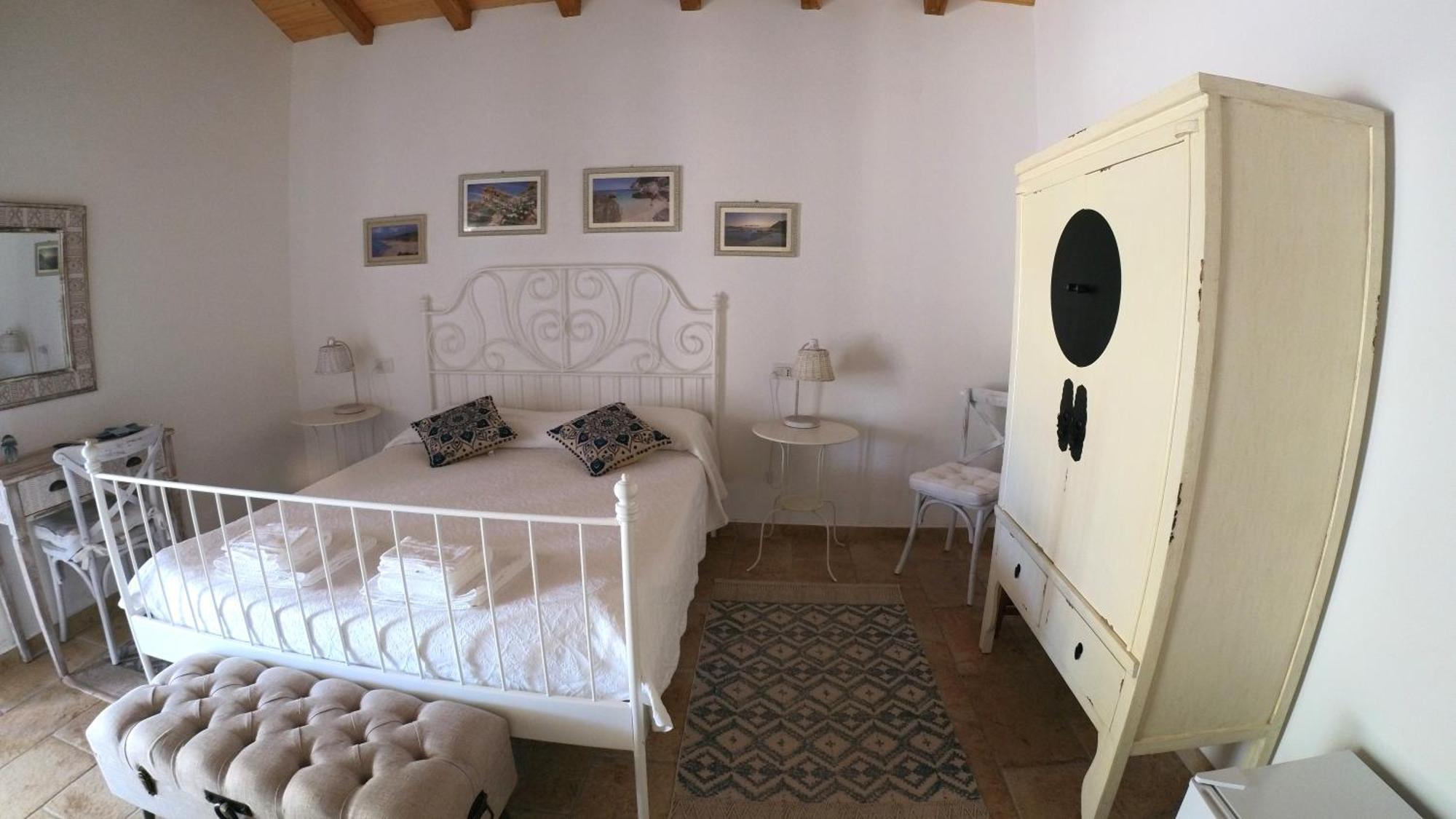 Monti Russu Natural Guest House Aglientu Exterior foto